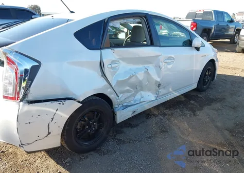 2013 Toyota Prius Two z USA, uszkodzony, nr VIN JTDKN3DU2D0339728